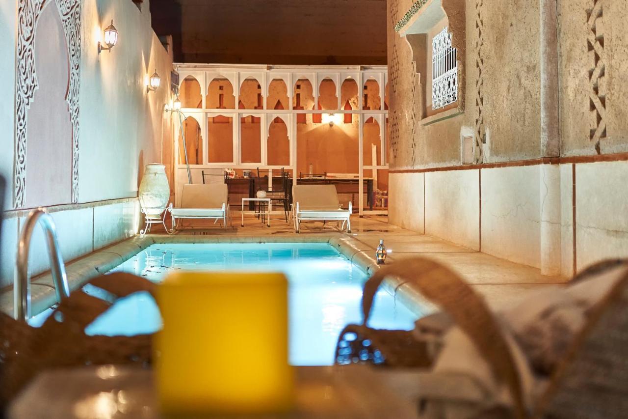 Riad Уарзазат Экстерьер фото