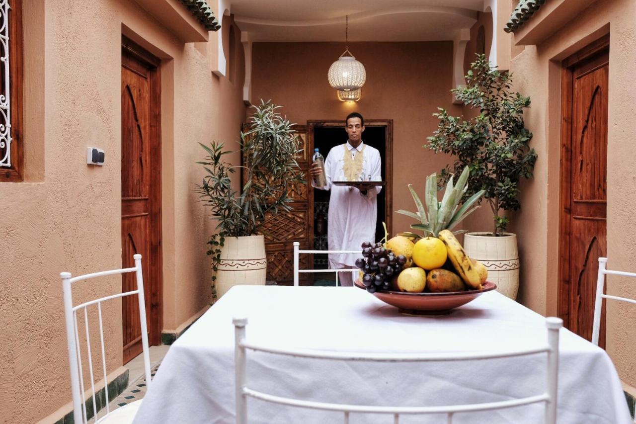 Riad Уарзазат Экстерьер фото